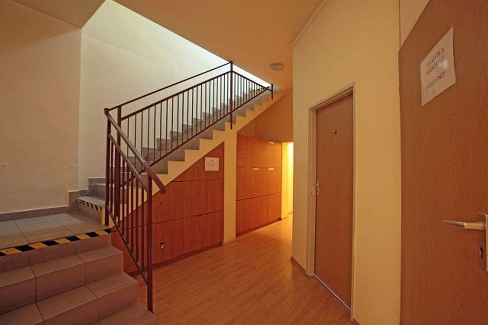 Hostel Cinnamon Krakau Buitenkant foto